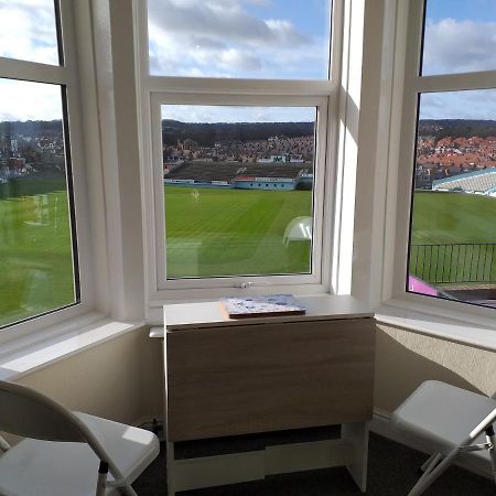 Cricket Stadium View Apartment Scarborough Luaran gambar