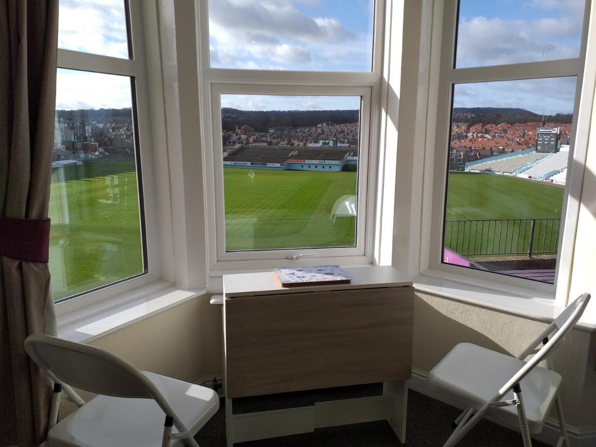 Cricket Stadium View Apartment Scarborough Luaran gambar